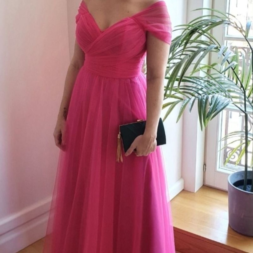 Elegant Pink Off-Shoulder Midi Dress